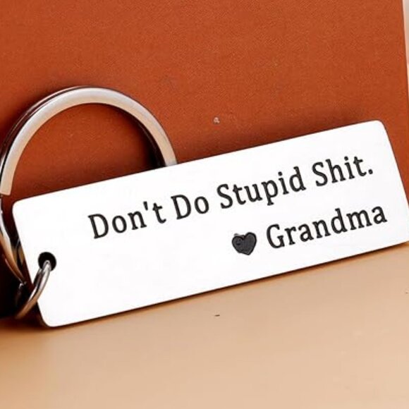 Keychain - Don;t do Stupid Sh*t, Love Grandma - Bag charm - Picture 1 of 4